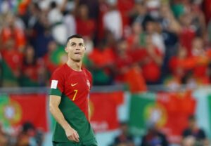 Ronaldo Memecahkan Rekor Dunia, Ungguli Pemain Kuwait Bader Al-Mutawa