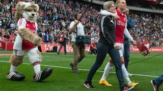 Ketika Pemain Indonesia Permalukan Ajax Di Kandangnya